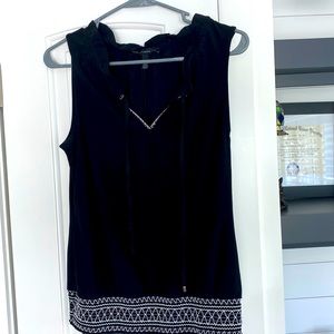 White House Black Market Small sleeveless blouse